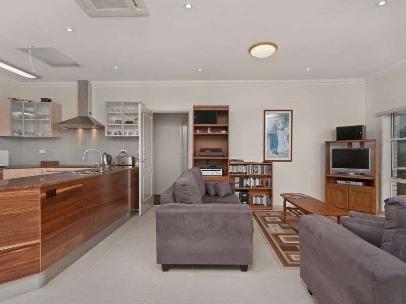 18 Seaview Way, Long Beach NSW 2536