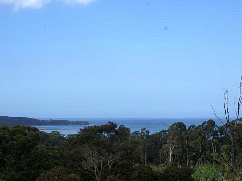 18 Seaview Way, Long Beach NSW 2536
