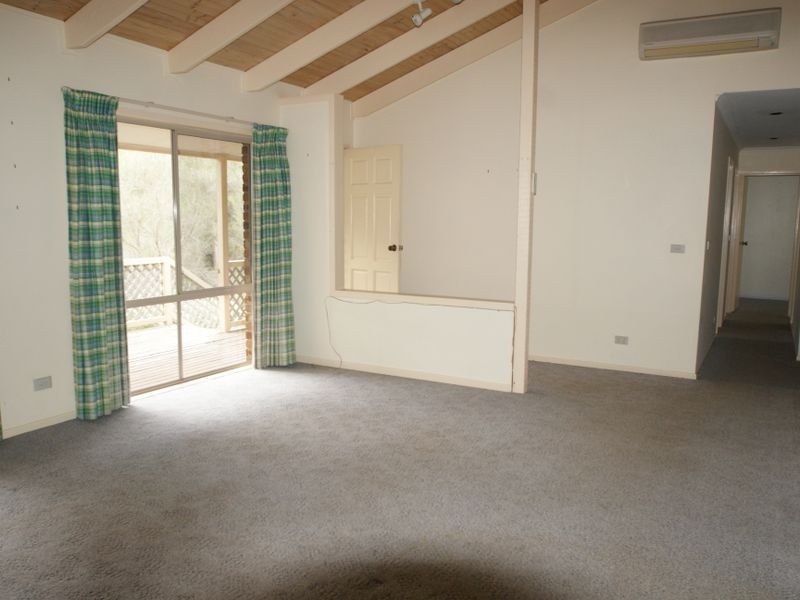 18 Allinga Close, Lilli Pilli NSW 2536