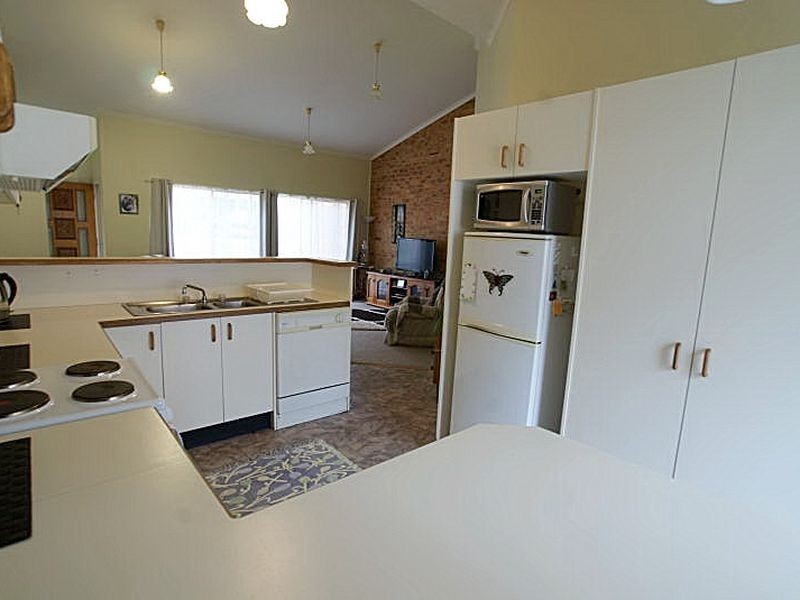 3/6 Lisa Place, Sunshine Bay NSW 2536