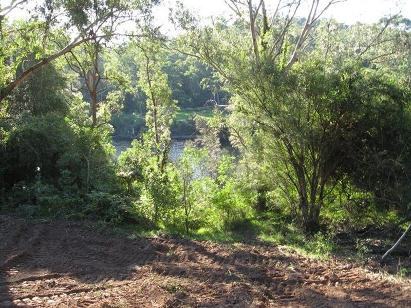 5 Sheas Road, Nelligen NSW 2536
