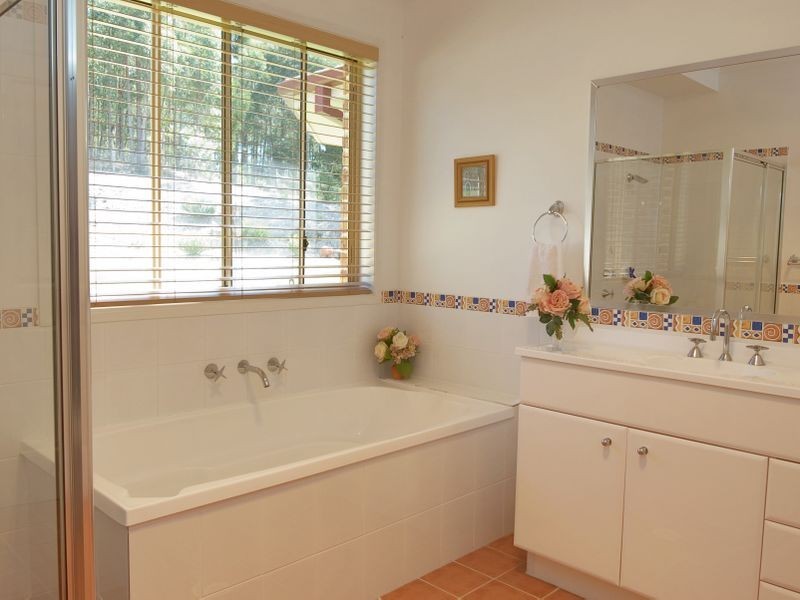 13 Clearwater Terrace, Mossy Point NSW 2537