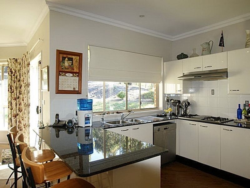 13 Clearwater Terrace, Mossy Point NSW 2537