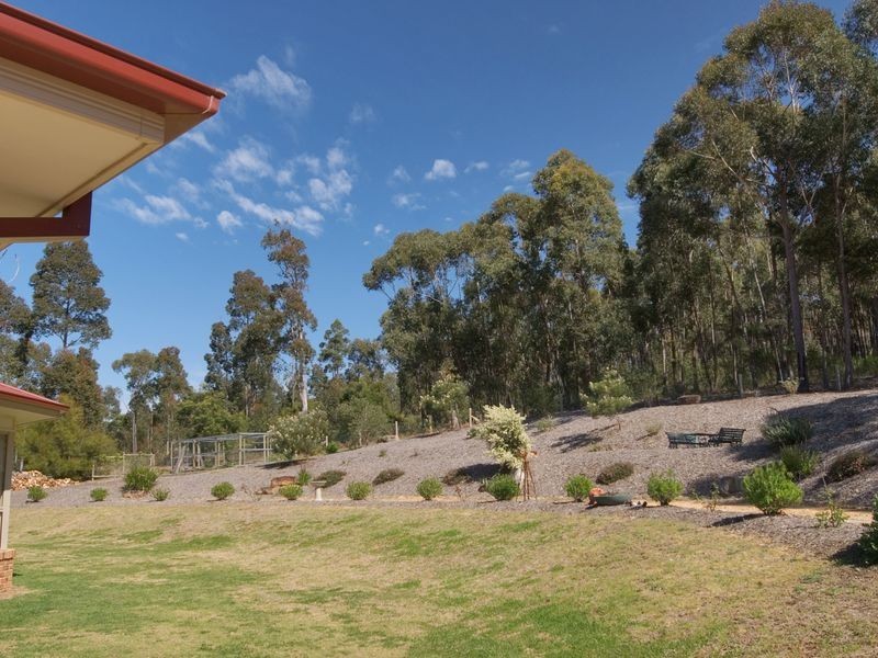 13 Clearwater Terrace, Mossy Point NSW 2537