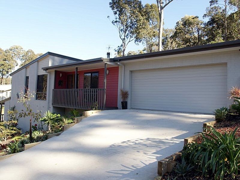3 Bowerbird Place, Malua Bay NSW 2536
