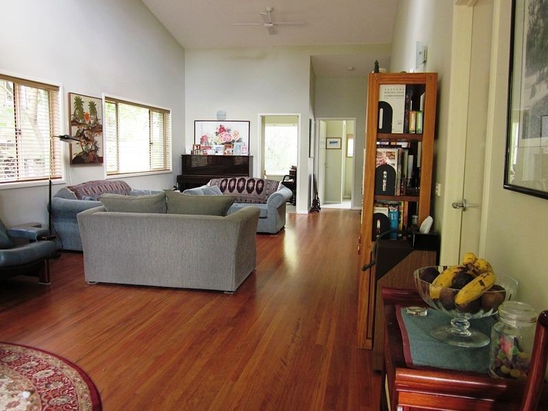 6 Miller Ave, Rosedale NSW 2536