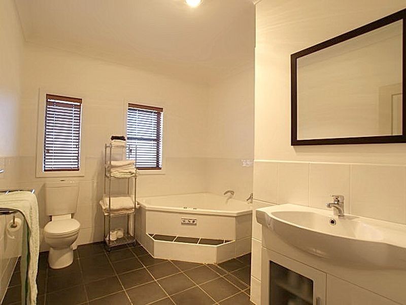 13 South Street, Batemans Bay NSW 2536