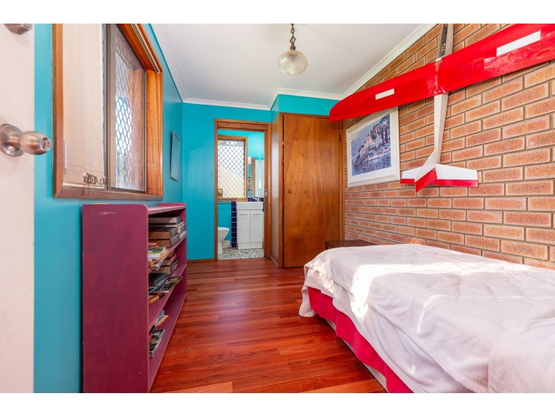 14 Tasman Street, Surf Beach NSW 2536