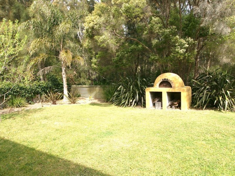 529 George Bass Drive, Malua Bay NSW 2536