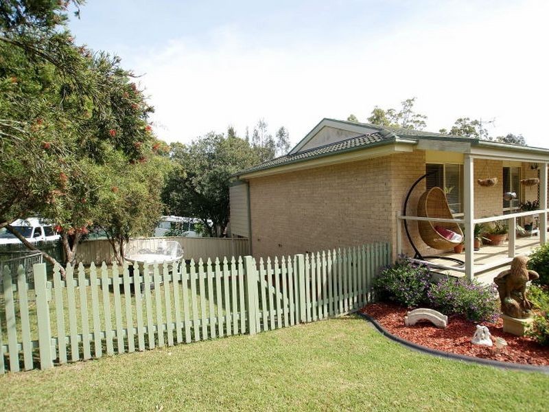 12 Osprey Place, Surfside NSW 2536