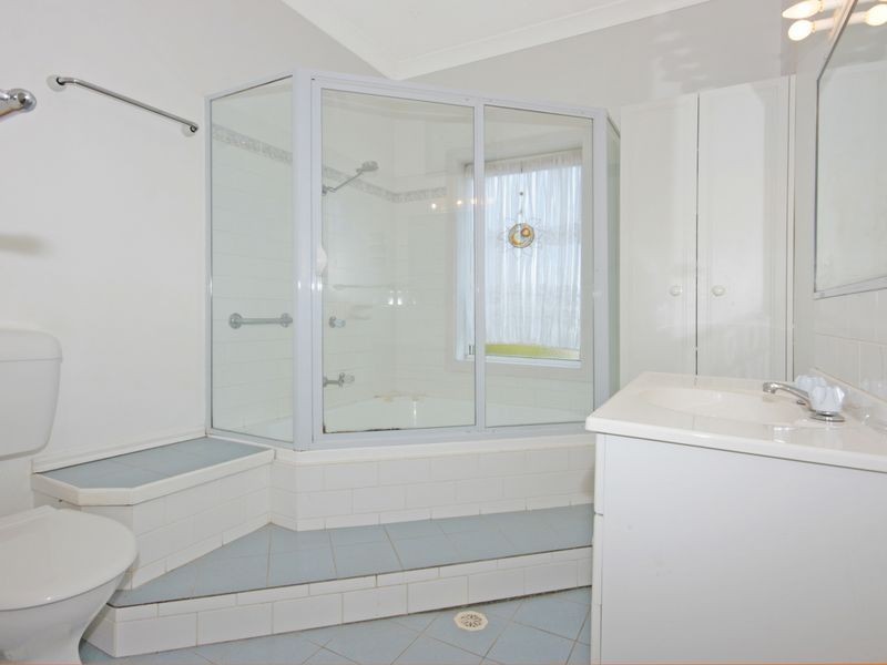 9 Pacific Street, Batemans Bay NSW 2536