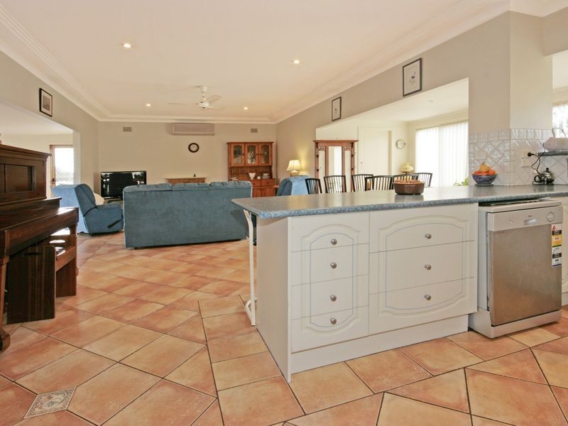 9 Pacific Street, Batemans Bay NSW 2536