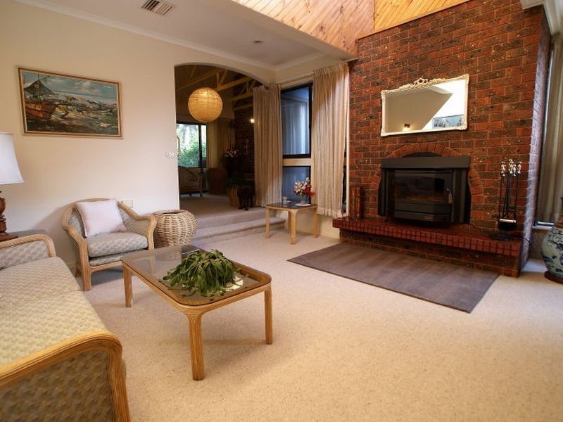 20 Burrawang Crescent, Sunshine Bay NSW 2536