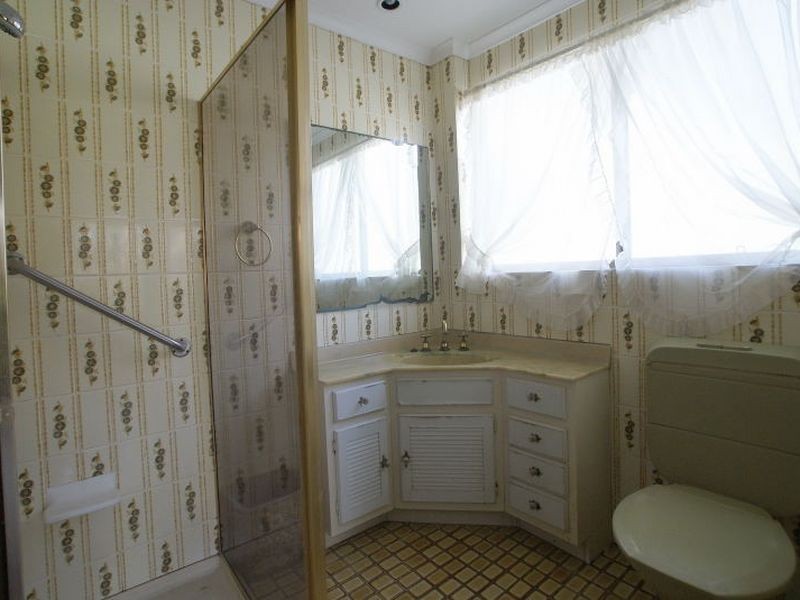 20 Burrawang Crescent, Sunshine Bay NSW 2536