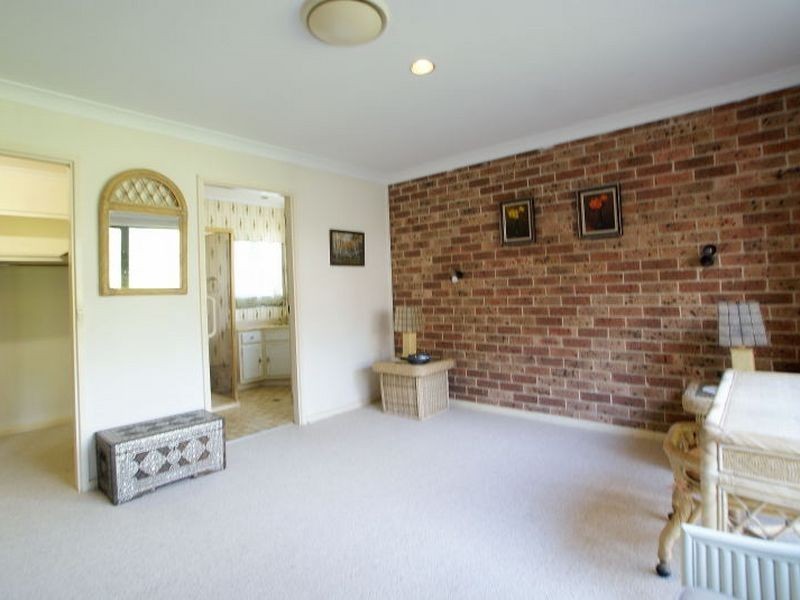 20 Burrawang Crescent, Sunshine Bay NSW 2536