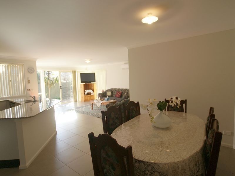 124 Maloneys Drive, Maloneys Beach NSW 2536