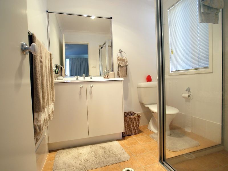 124 Maloneys Drive, Maloneys Beach NSW 2536