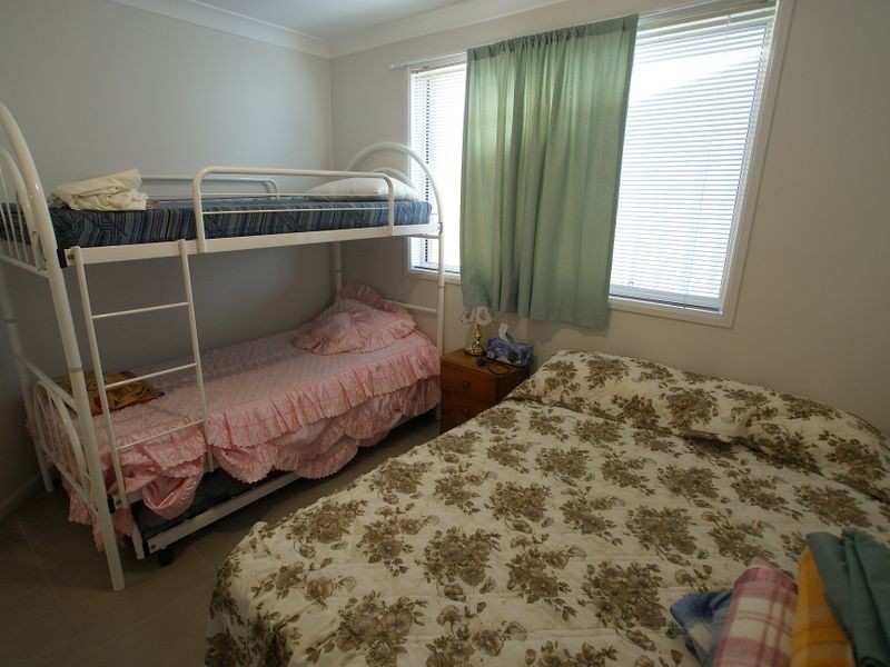124 Maloneys Drive, Maloneys Beach NSW 2536