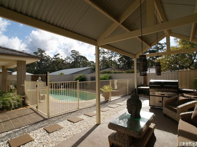 4 Marcelle Close, Broulee NSW 2537