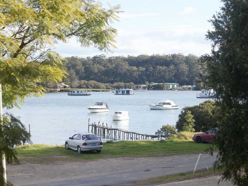 2/12 Wray Street, Batemans Bay NSW 2536