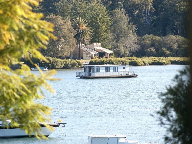 2/12 Wray Street, Batemans Bay NSW 2536