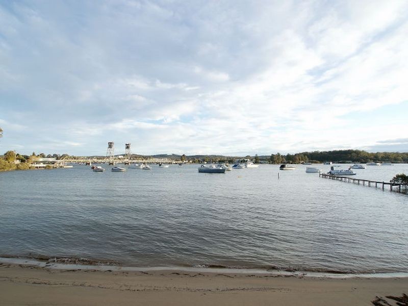 2/12 Wray Street, Batemans Bay NSW 2536