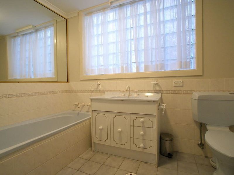 2/45 Beach Road, Batemans Bay NSW 2536