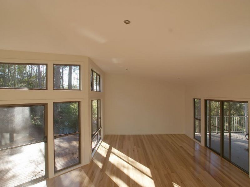 19 Oakwood Way, Batehaven NSW 2536