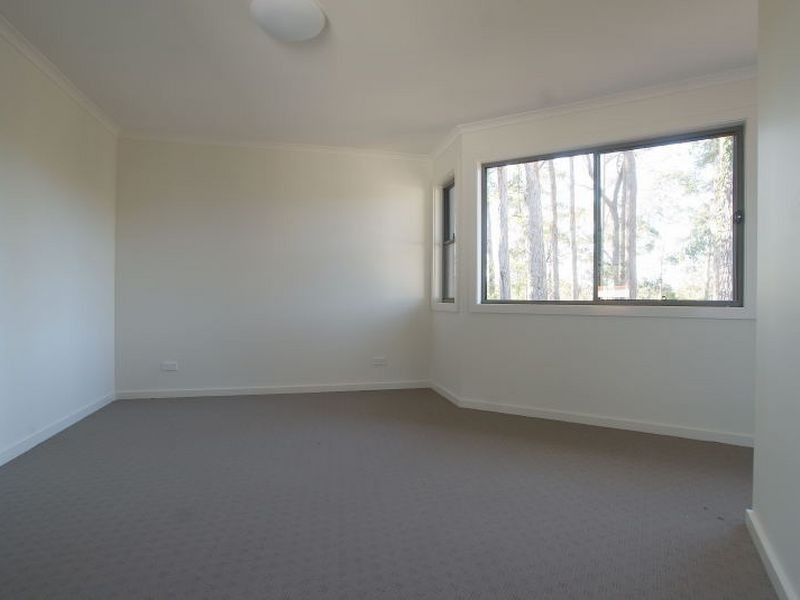 19 Oakwood Way, Batehaven NSW 2536