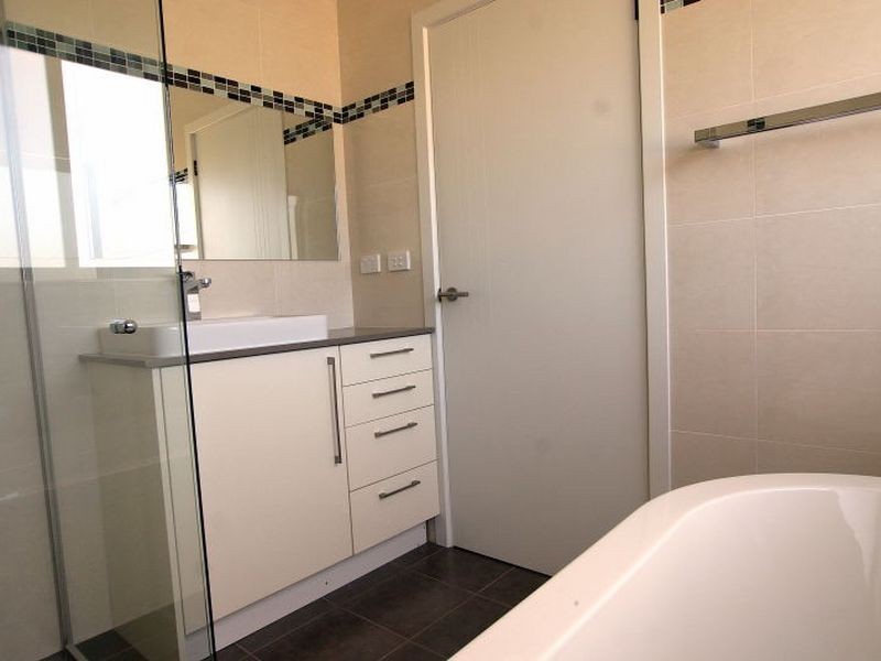 2/9 Millers Crescent, Moruya Heads NSW 2537