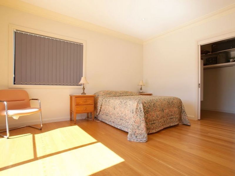 8 Hume Road, Surf Beach NSW 2536