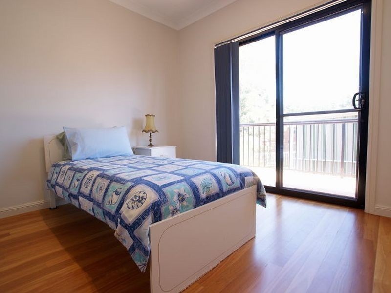 8 Hume Road, Surf Beach NSW 2536