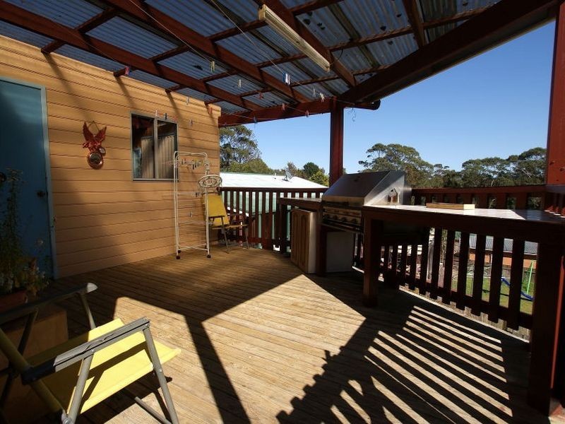 34 Tomakin Place, Tomakin NSW 2537