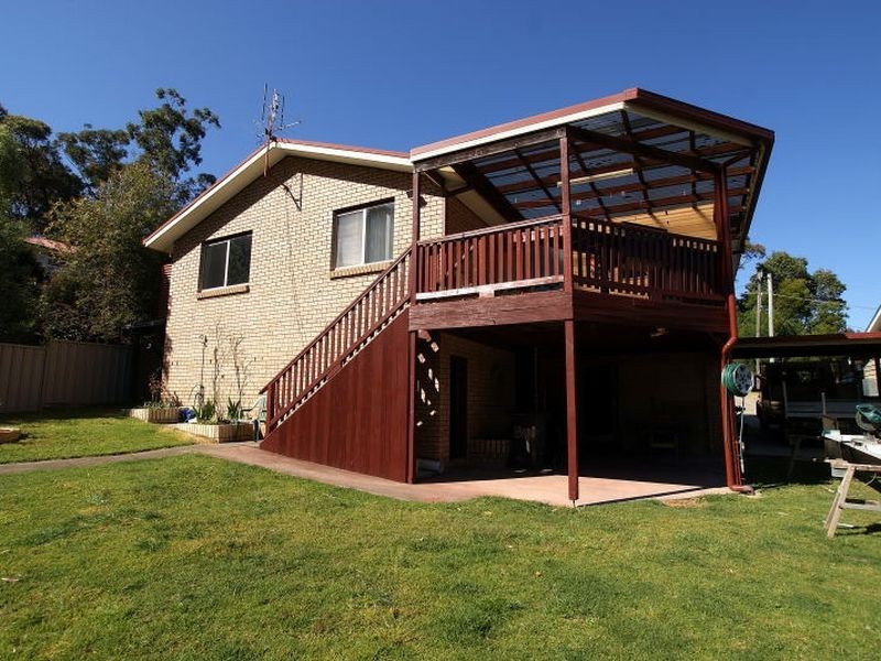 34 Tomakin Place, Tomakin NSW 2537