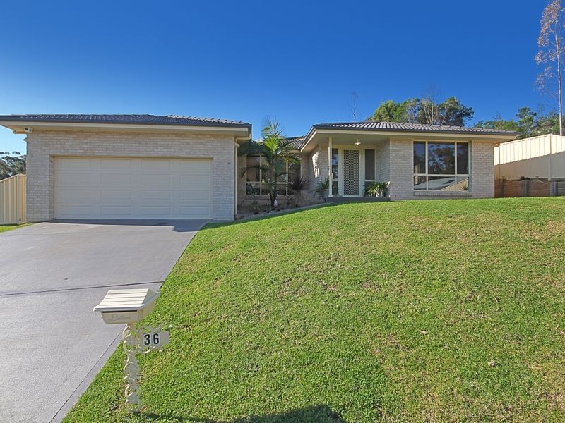 36 Broomfield Crescent, Long Beach NSW 2536