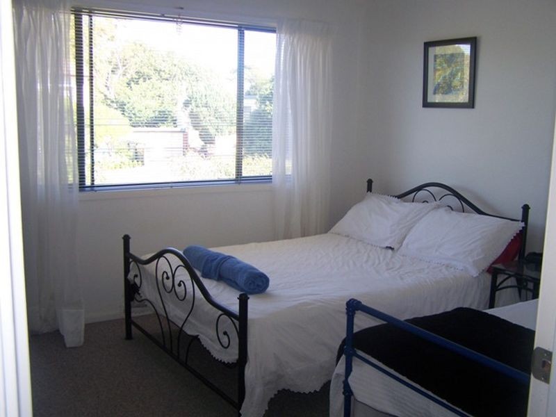 4 Nioka Avenue, Malua Bay NSW 2536