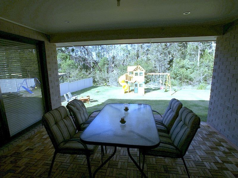 4 Elandra Place, Malua Bay NSW 2536