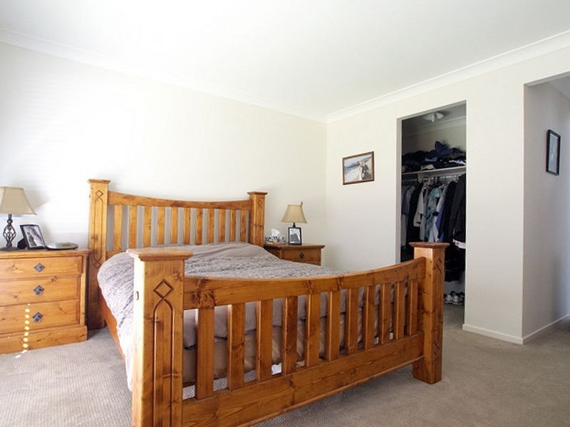 4 Elandra Place, Malua Bay NSW 2536