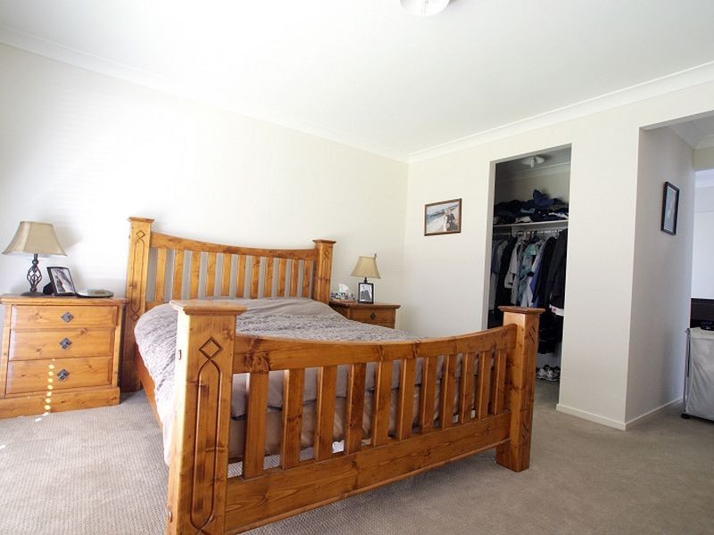 4 Elandra Place, Malua Bay NSW 2536