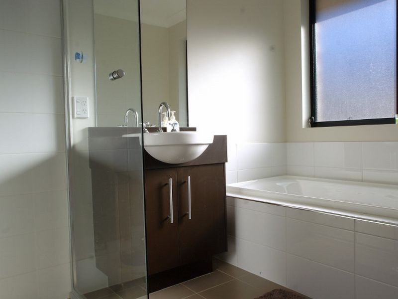 4 Elandra Place, Malua Bay NSW 2536