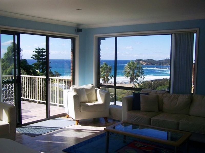 4 Nioka Ave, Malua Bay NSW 2536