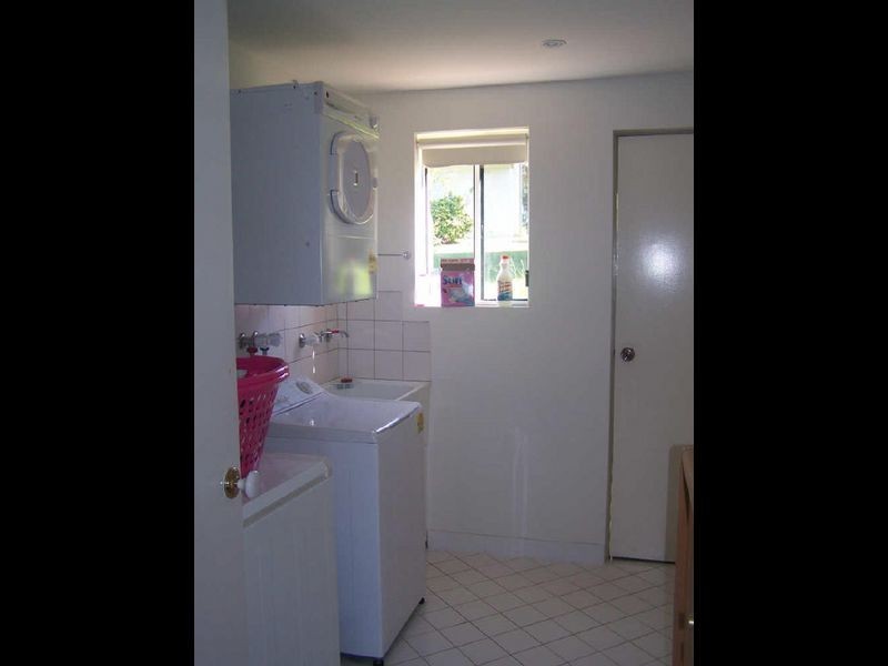 4 Nioka Ave, Malua Bay NSW 2536