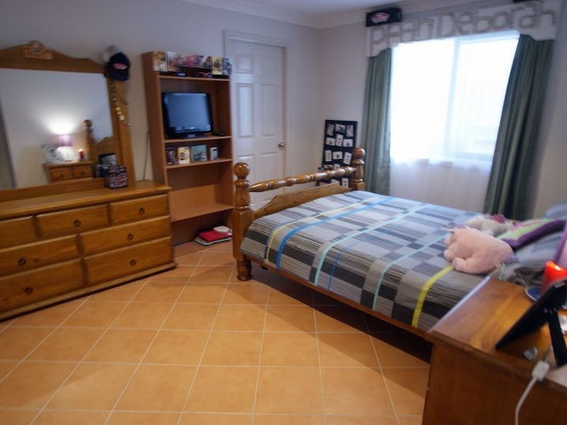 9 Mawson Place, Sunshine Bay NSW 2536