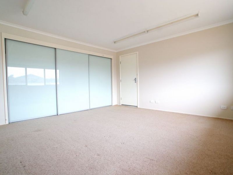 8 Maloneys Drive, Maloneys Beach NSW 2536