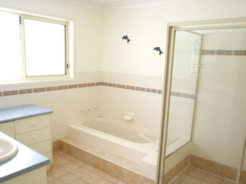 7 Cors Parade, Batemans Bay NSW 2536