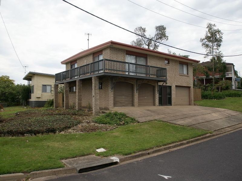 133 Beach Road, Batehaven NSW 2536