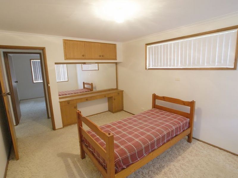 133 Beach Road, Batehaven NSW 2536