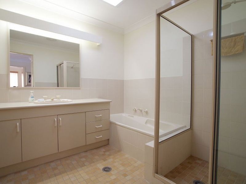 4/5 Edgewood Place, Denhams Beach NSW 2536