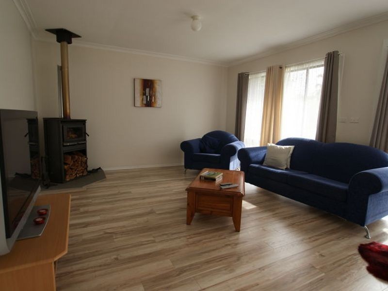 71 Ainslie Parade, Tomakin NSW 2537