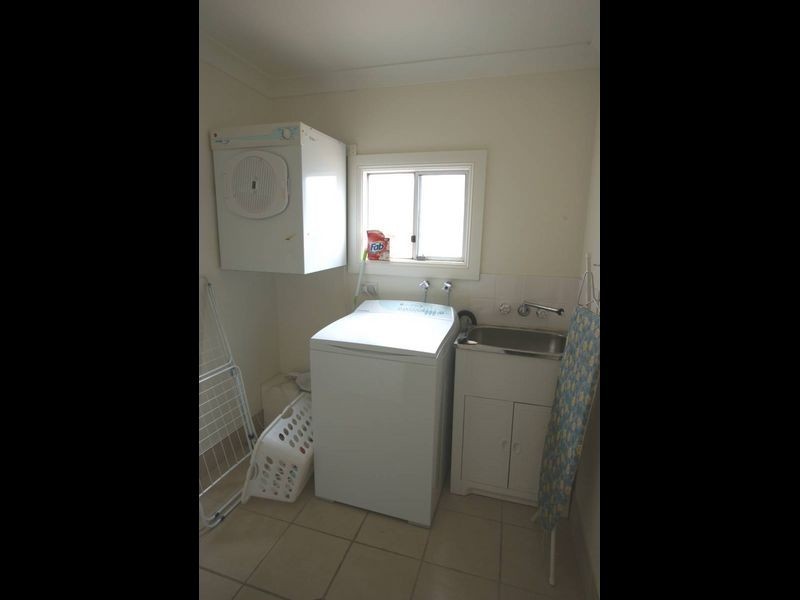 12 Bronte Cres, Sunshine Bay NSW 2536